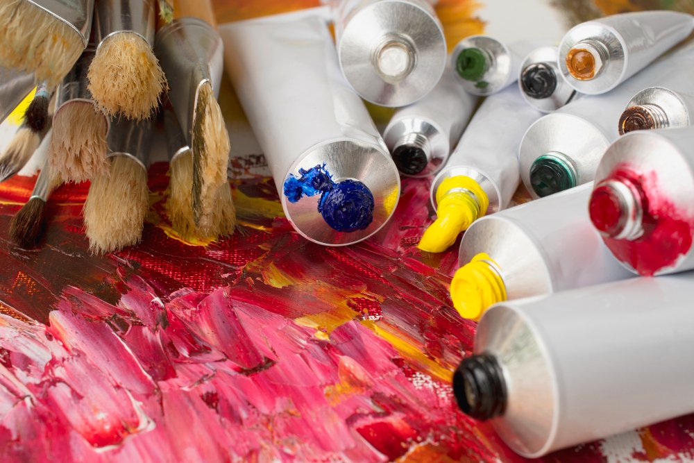 What Paints Are Best For DIY Decor Crafts?